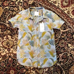 NWT Denim flower Tropical Print Short Sleeve Shirt